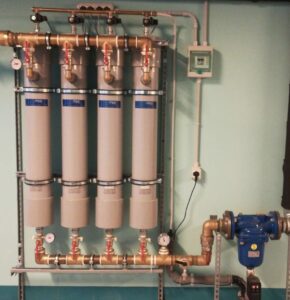 Example of a self cleaning legionella filter installation
